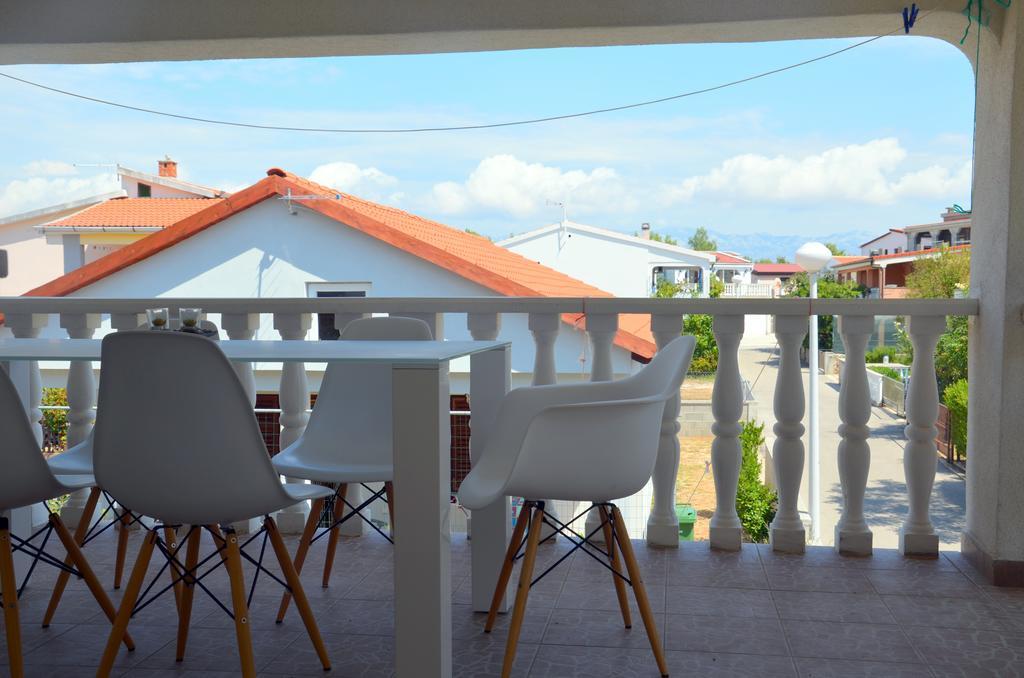 شقة Apartman Medit فير المظهر الخارجي الصورة